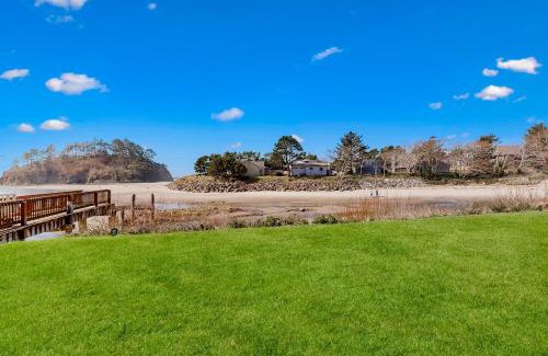 Neskowin Hotel | Little Slice of Heaven