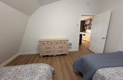 Forest Grove House | Little Suite in Paradise