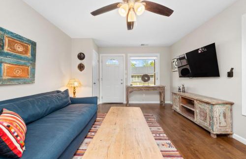 Asheville House | Little Sycamore by AvantStay Premier Location