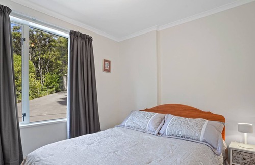 Akaroa House | Little Unknown Bach at Taka - Takamatua