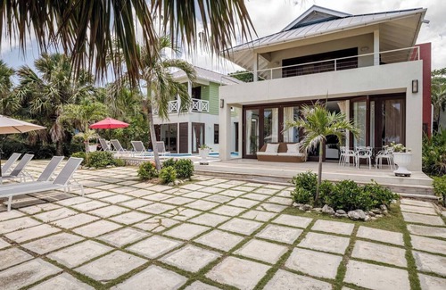 West End Villa | Little Waters on The Cliff - Simply Exceptional