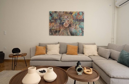 Exarhia Apartment | LIV - Charming 3BD in Athens Vibrant Downtown