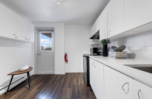 Plateau Mont Royal Apartment | LiV MTL Soho-3 Spacious 2BR Suite + Big Rooftop