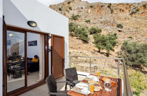 Livaniana House | Livaniana Panoramic View House 1