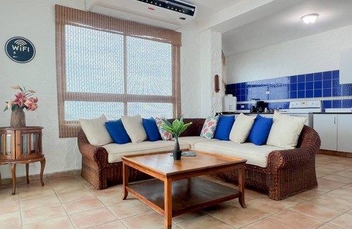 Taboga Apartment | Live an Adventure in Taboga 2