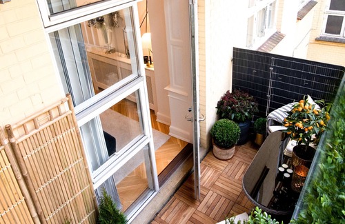 Copenhagen City Centre Apartment | Live in a 5 star apartment on the famous main shopping street ”Strøget”