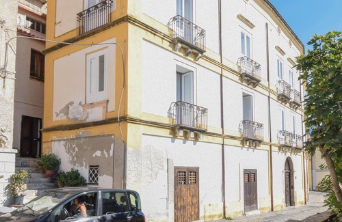 Amantea Apartment | Live in style in this beautiful vacation apartment with sea view in Amantea.
