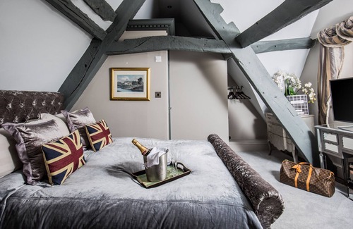 Painswick House | Live Like A King In The Heart Of The Cotswolds