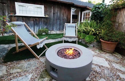 Northwest Carmel Apartment | Live like a local at Birdsong - blocks to beach and town, private outdoor space