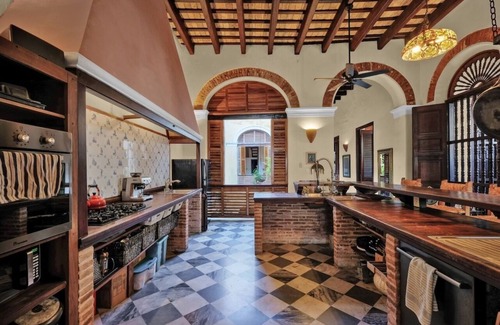 Old San Juan Apartment | Live Like a Rum Baron in a 200 Year Old Mansion!