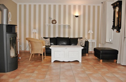Ostseebad Prerow House | Live like a captain in an exclusive brick house by the Darßwald forest