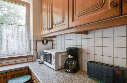 Grinzing House | Lively Holiday Home in Wien with Private Garden