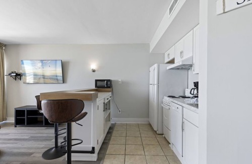 Myrtle Beach Condo | Lively Views from the balcony at Ocean Forest Plaza