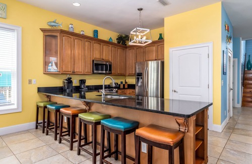 Dauphin Island House | Livin the Dream - Beachfront, 6/6, POOL, Pet Friendly, Sleeps 15