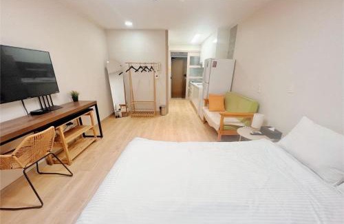 Aewol Apartment | Living in Jeju Island