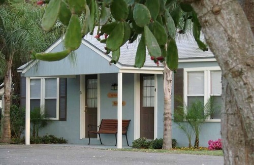 Fulton Cottage | Living On Island Time #5 - Cozy Coastal Cottages With A Whole Lot Of Charm!