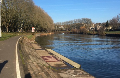 Sankt Arnual Apartment | Living "ON THE BISMARCKBRÜCKE" - 1.7 km to city, green and quiet