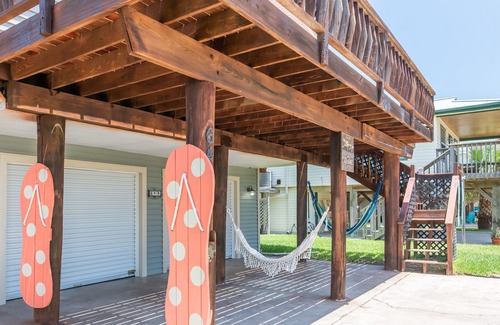Leeward Sands House | Living The Salty Life In Flip Flops: Open concept, private pool, close to Port A