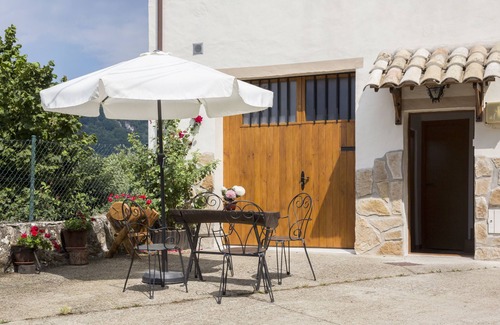 Baquedano House | Lizarrosta House in Nacedero del Urederra