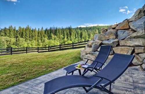 Lapsze Nizne Villa | LK Forest Villa luksusowe domy z basenem z jacuzzi, sauną, grotą solną, salą bilardową i ogrodem