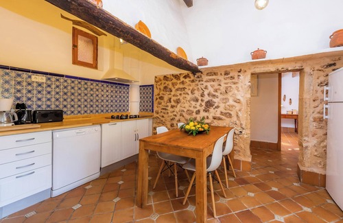 Llucmajor House | "Llevant" with Wi-Fi, Pool, Balcony, Garden & Terrace (Pool shared between 5 Properties)