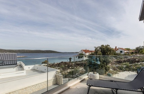 Sevid Villa | LLuxury Villa Desire with sea view, private pool, BBQ..