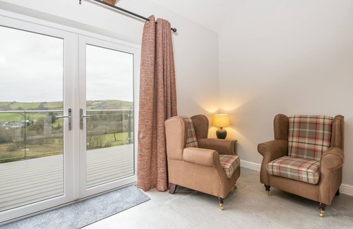 Llansawel House | Llwynblyfyn Escape to Luxury.