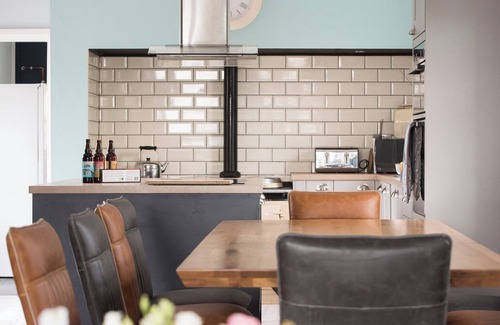 Edern Cottage | Llwynfor is the ideal base for your Llyn Peninsula holiday at any time of year.