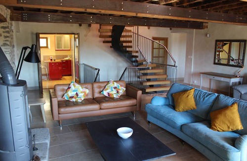Saint-Laurent-de-Cerdans Other | Lo Boix: Le Mas and Le Canigou - 7 bed Farmhouse with pool