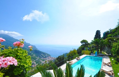 Ravello Villa | Lo sguardo sul mare, Luxury Ravello Villa, Private Pool, Great View, parking