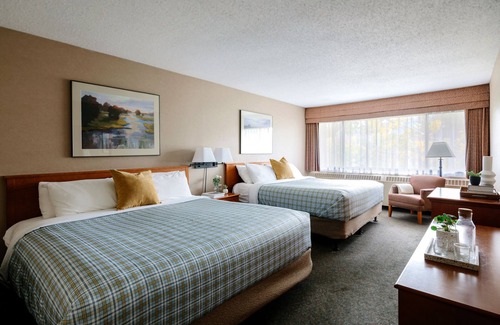 Jasper Hotel | Lobstick Lodge