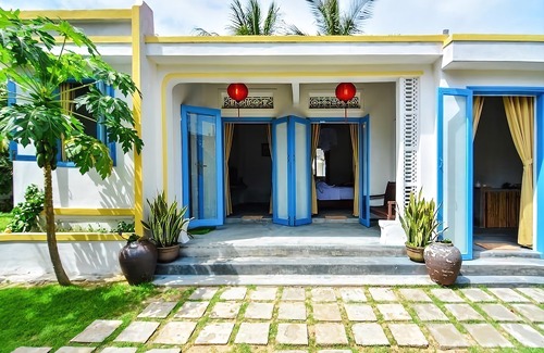 Cam An Hotel | Local Beach Homestay
