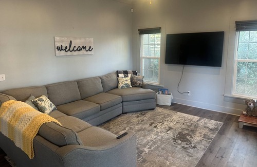 Enterprise House | Local With a Side of Cozy