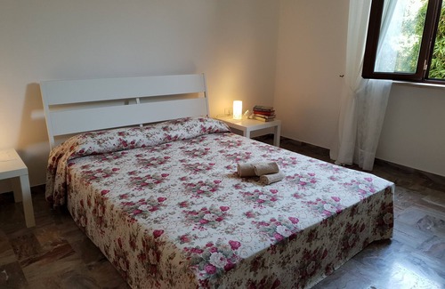 Pulsano House | located about 2 km from the sea acasadiemy is the ideal place for families