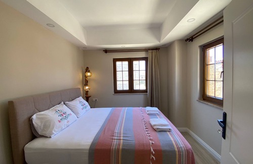 Ancient Side Apartment | Located at the center of Side antique city.