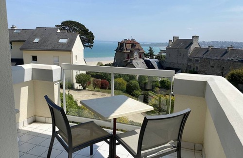 Saint-Cast-le-Guildo Apartment | Located in a quiet residence, pleasant T2 apartment with lovely sea view for 4 people