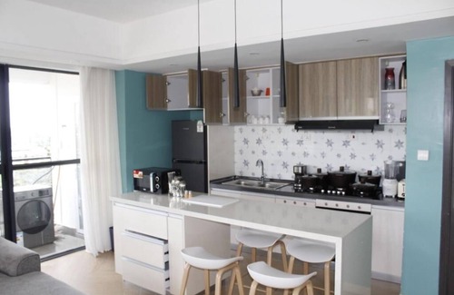 Nairobi Upper Hill Apartment | Located in Nairobi, Serene Modern Apartment offers peacefully abode.