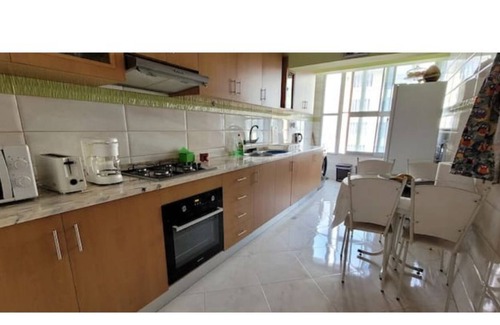 Praia Condo | Located in the 🖤 of the city w/ AC + free parking