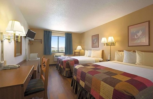 East Las Vegas Apartment | Located off Interstate 25, this Las Vegas .