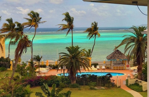 Estate Golden Rock Condo | Located on the beach!
