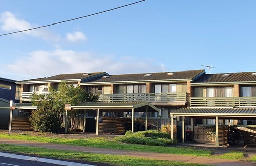 Port Fairy House | Located only a stone's throw to East Beach