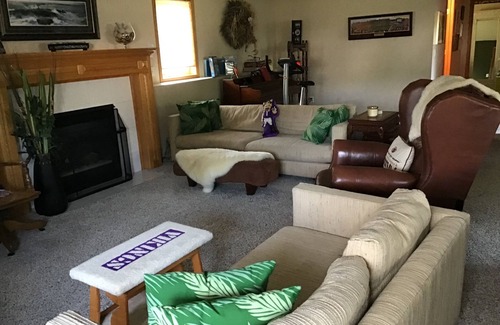 Blaine House | Location: By Target Center, US Bank Stadium, Target Field & Blaine Sports Ctr!