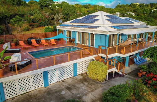 Nazareth House | Location Can't Be Beat. Secret Haven Villa, your beachfront home away from home!