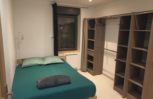 Quarante Apartment | Location de vacances à Quarante Gîte de la cave Szymczak