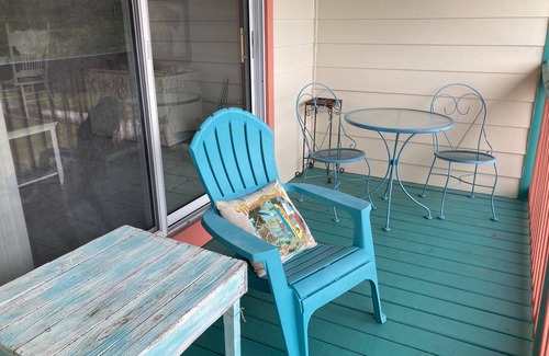 Steinhatchee Condo | LOCATION! FISHING & SCALLOPING! MINUTES TO GULF!