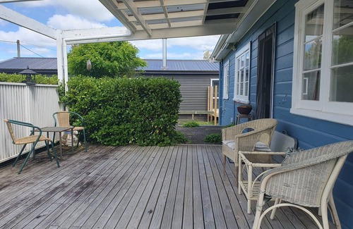 Mangakino Cottage | Location, location, location