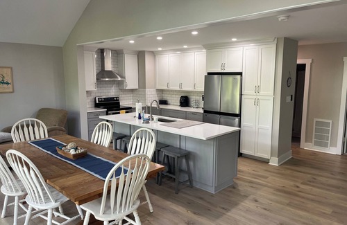 Bracey House | Location-Location-Location and Pet Friendly