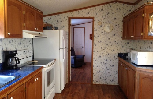 Moneta House | Location! Location! Location! Nice cove and close to all lake activities!