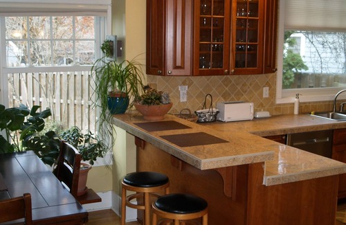 Old Bend Cottage | Location, Location, Location !