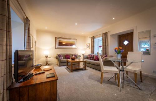 Portree House | Lochsie Cottage
